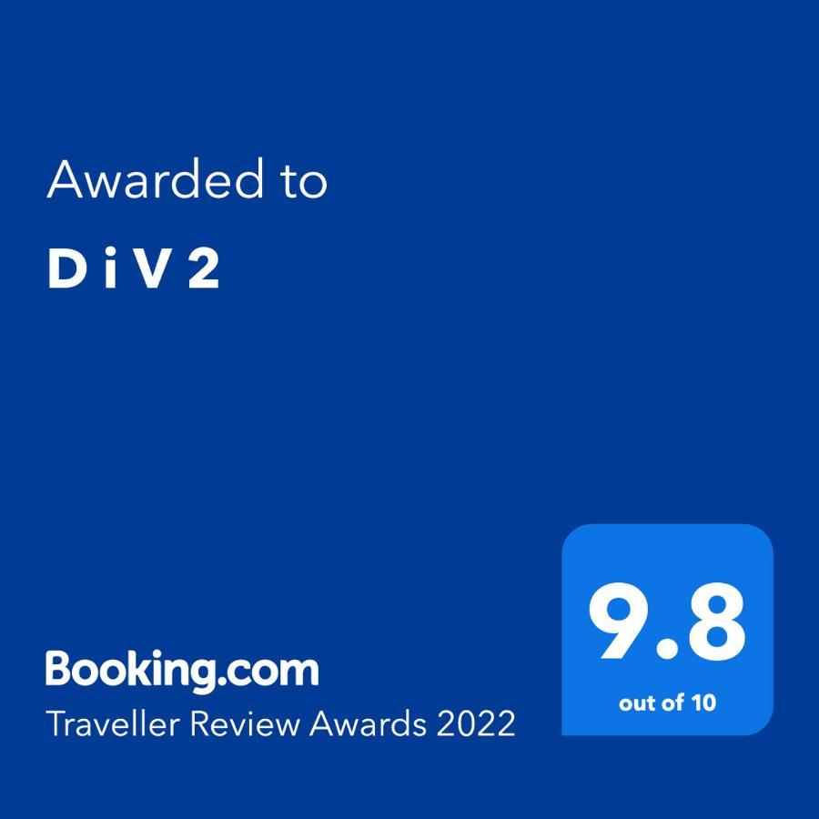Д И В 2 - D & V 2 Apartment 산단스키 외부 사진