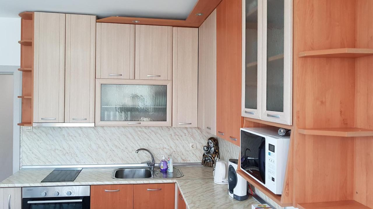 Д И В 2 - D & V 2 Apartment 산단스키 외부 사진