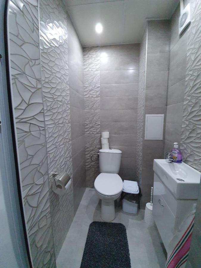 Д И В 2 - D & V 2 Apartment 산단스키 외부 사진